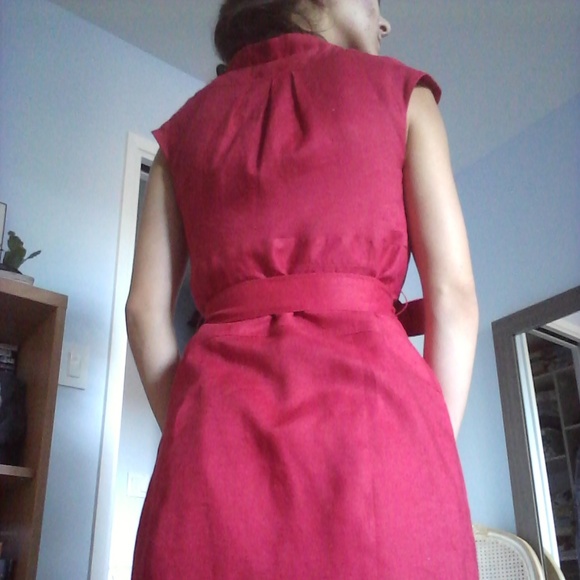 Red Linen Cocktail Dress - Picture 4 of 7